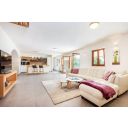 original_1738156760_livingroom-villa-marron.jpg
