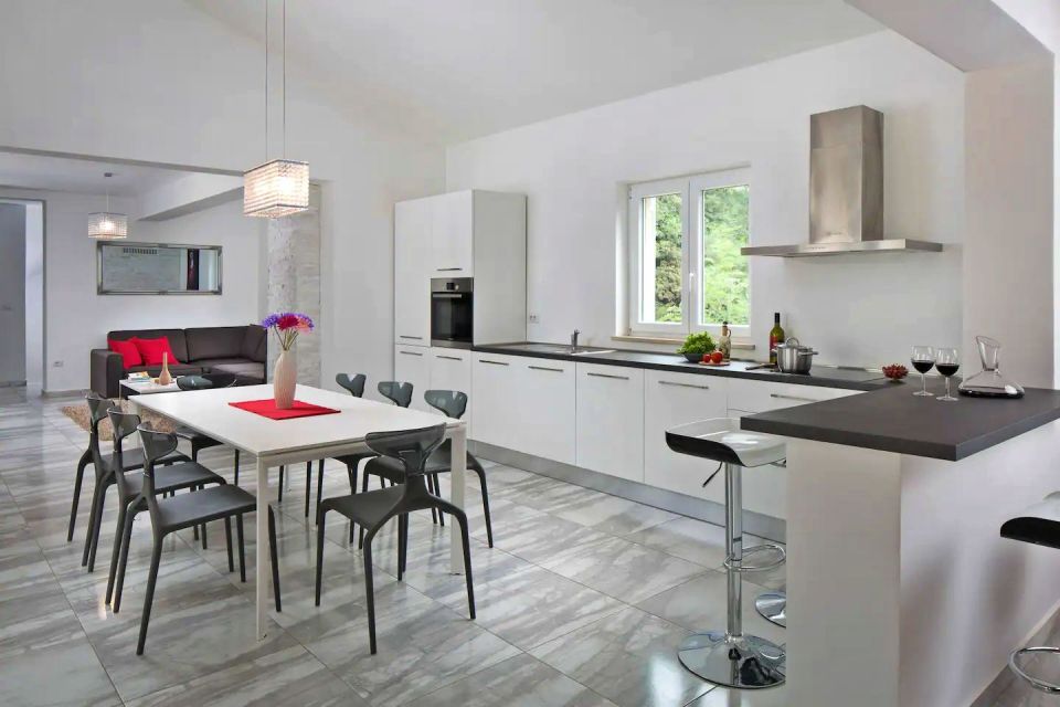 original_1676842201_istria-real-estate-sale-2.jpg