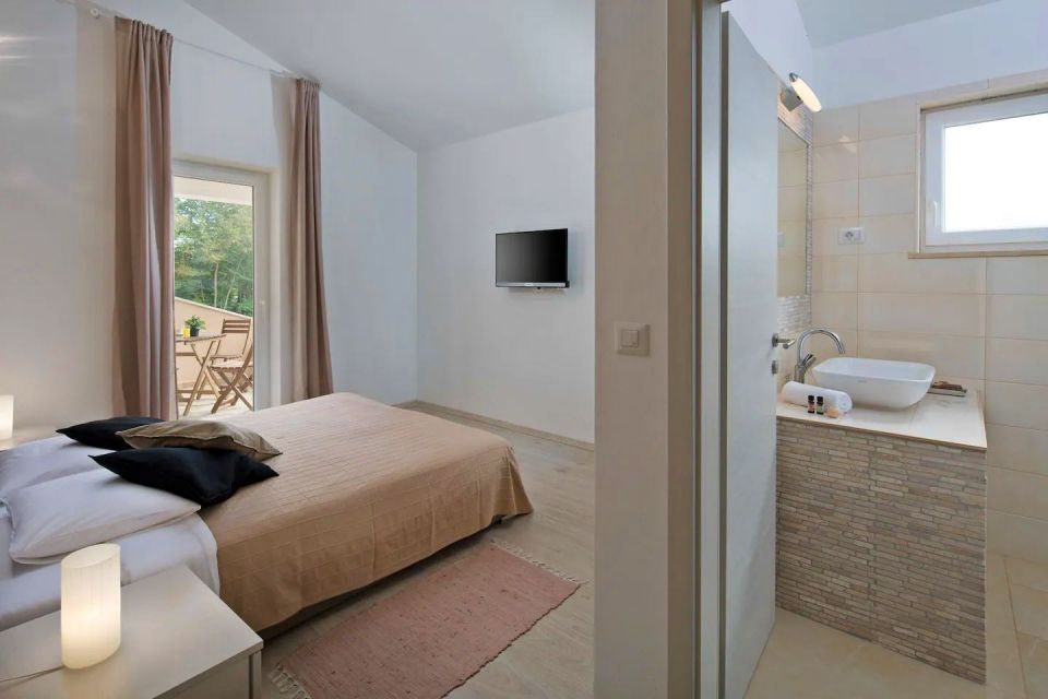 original_1676842210_istria-real-estate-sale-5.jpg