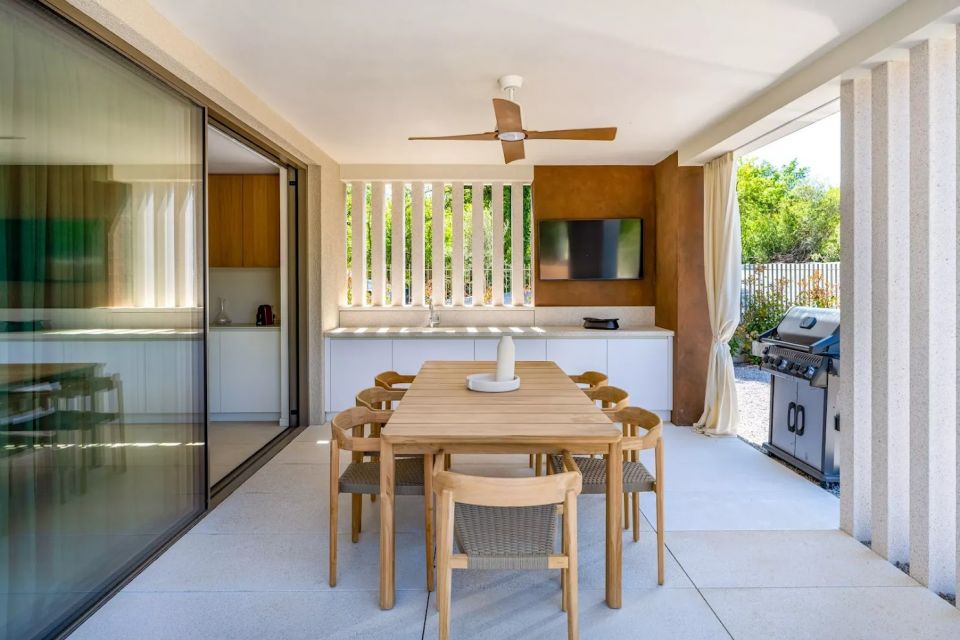 original_1782992448_nareo_villas_1_antonunkovic.jpg