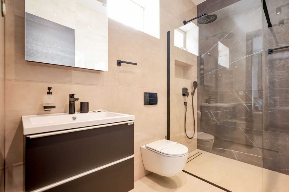 original_1696927115_gallery-bathroom.jpg