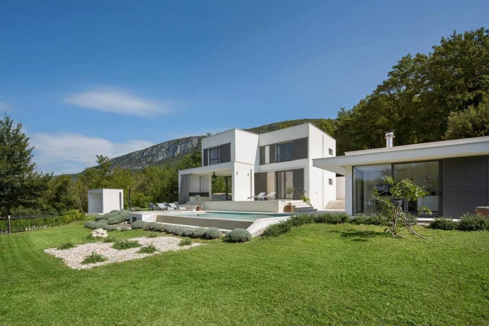 original_1695801169_luxuryvillatheone5.jpg