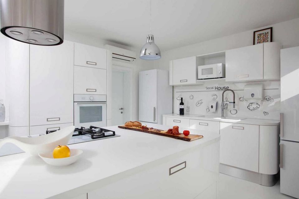 original_1695801201_luxuryvillatheone20-1.jpg