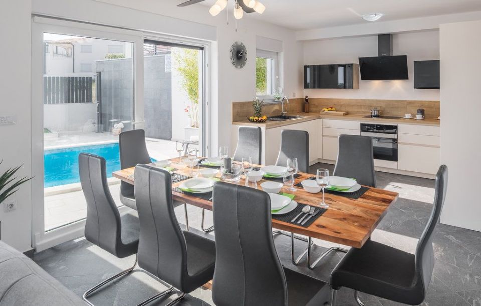 original_1658768120_cim477_kitchen_02.jpg
