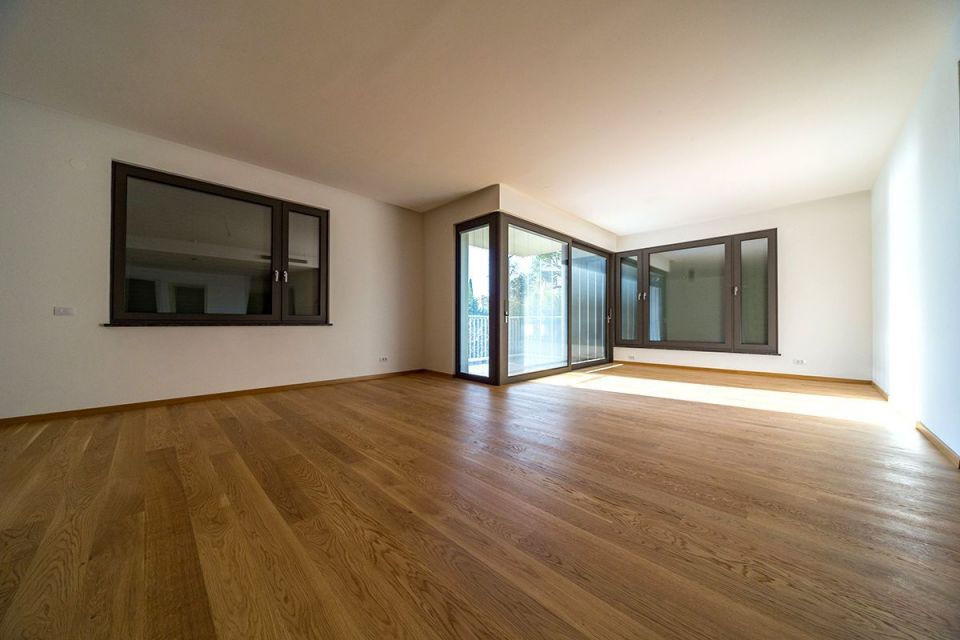 original_1732196753_villa-riviera-room-1-compressor.jpg