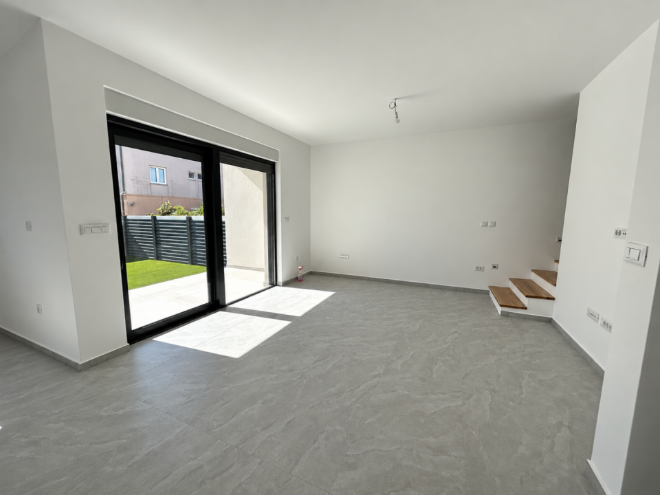original_1791188694_sunlit-minimalist-interior-with-floating-stairs.png
