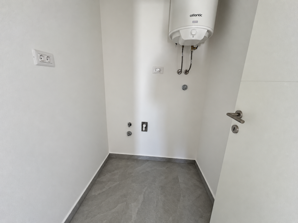 original_1790936441_modern-utility-closet-with-water-heater.png