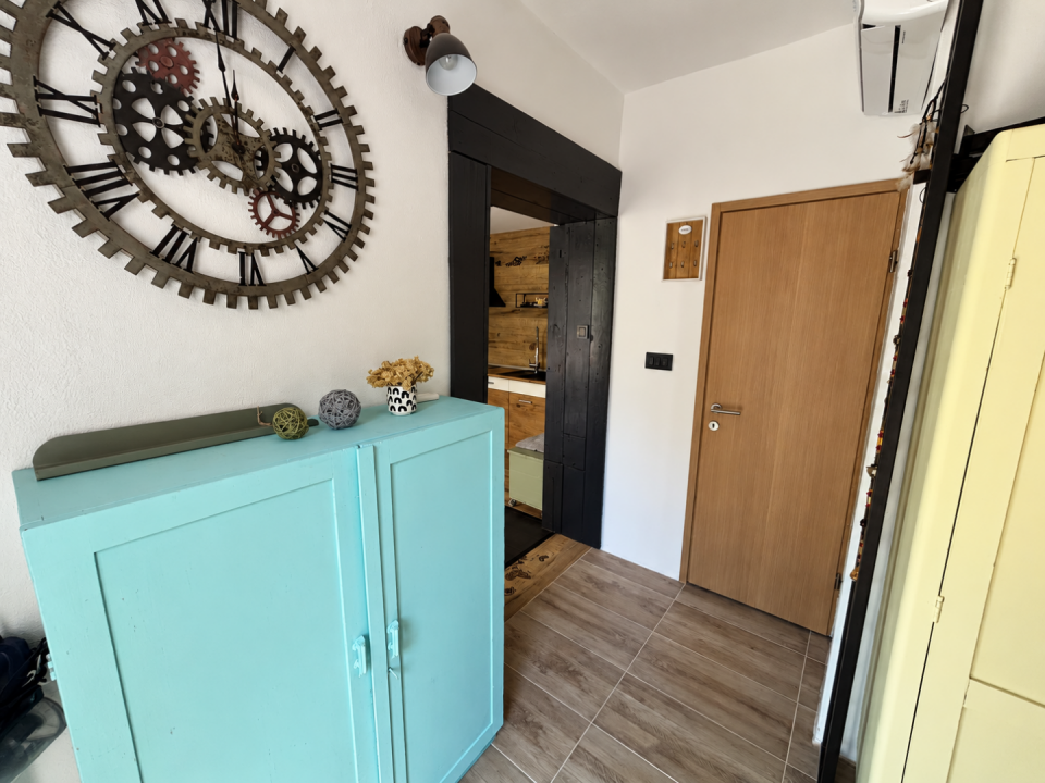 original_1790929464_industrial-gear-clock-entryway.png
