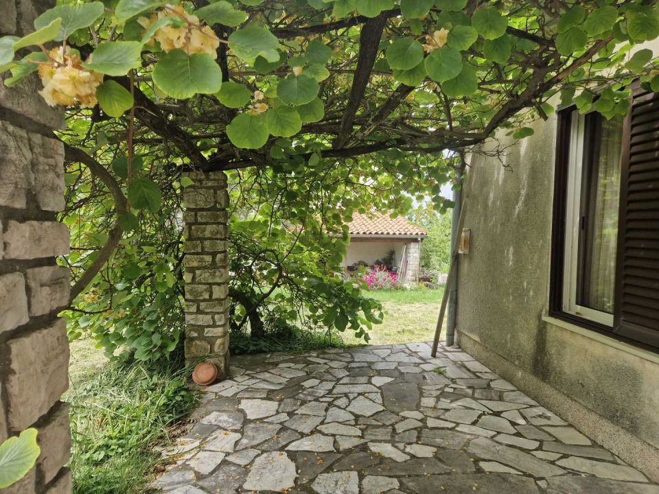 original_1748452034_istra-buje-samostojeca-kuca-panoramskog-pogleda-3.jpg