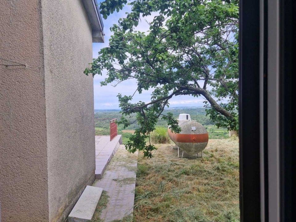 original_1748452280_istra-buje-samostojeca-kuca-panoramskog-pogleda-29.jpg