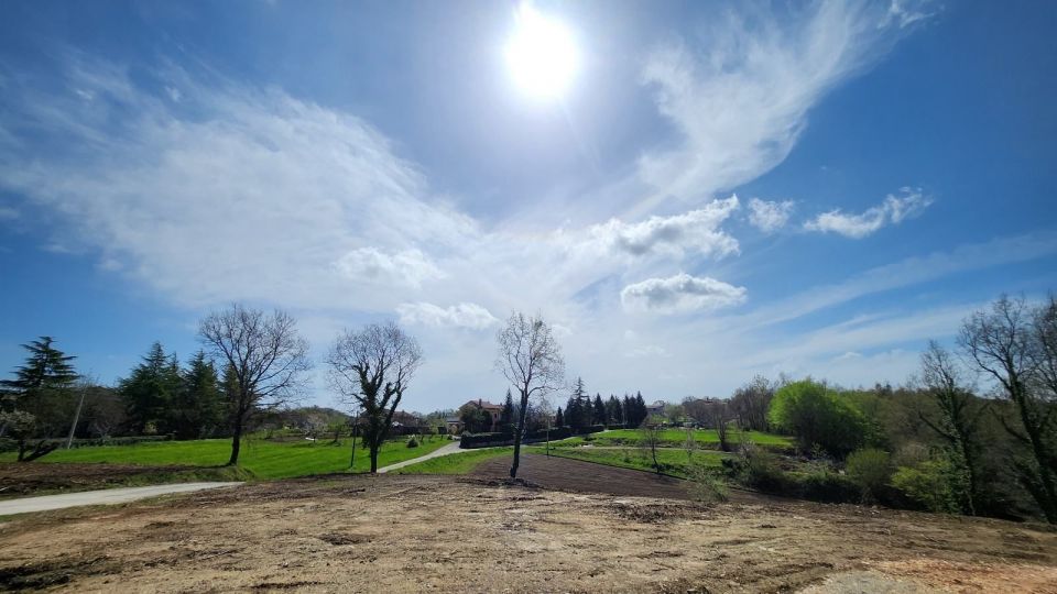 original_1751290284_gradevinska-zemljista-infrastrukturom-istra-slika-251123886.jpg
