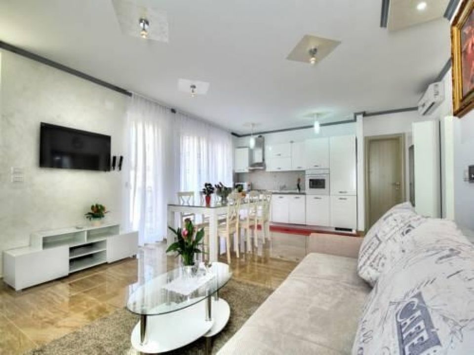 original_1777548448_apartments-riccardo-servicios-42639a6.jpg