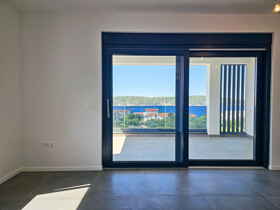 original_1778165613_rab-barbat-luxury-apartment-seaview-10.jpg