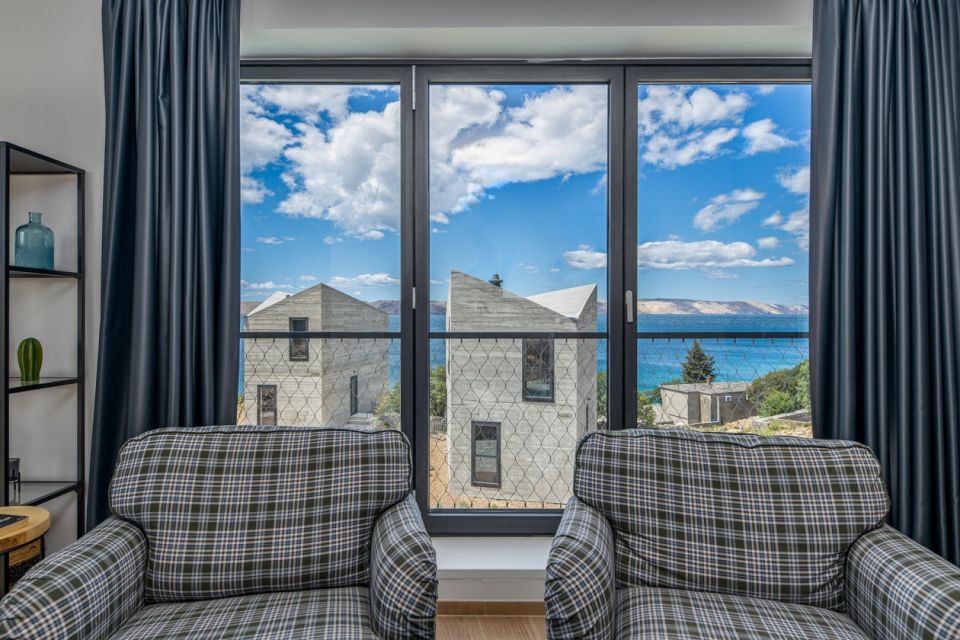 original_1778344291_villa-seafront-croatia-for-sale-11.jpg
