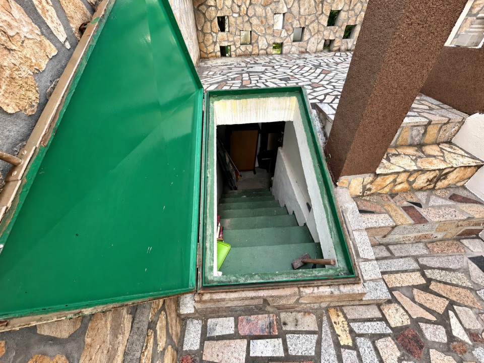 original_1792394642_open-green-hatch-to-basement-stairs.png