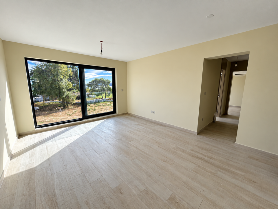 original_1792007204_sunlit-minimalist-room-interior.png
