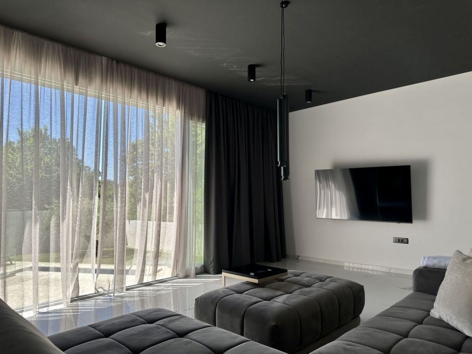 original_1688297439_istra-umag-luxury-villas-with-pool-near-the-sea-34.jpg