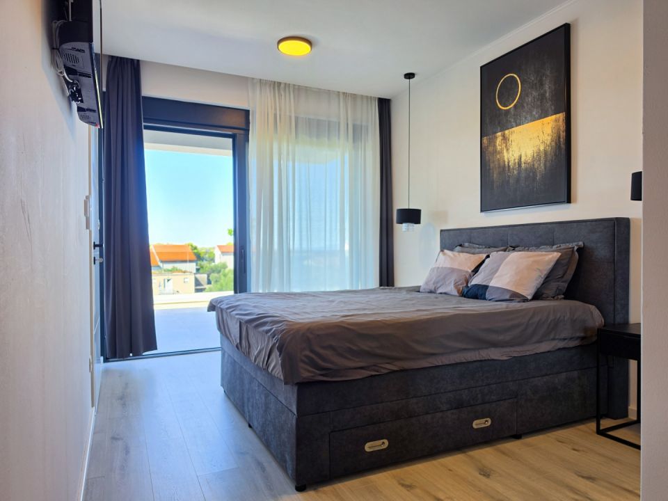 original_1785135999_banjol-modern-villa-with-pool-luxury-14.jpg