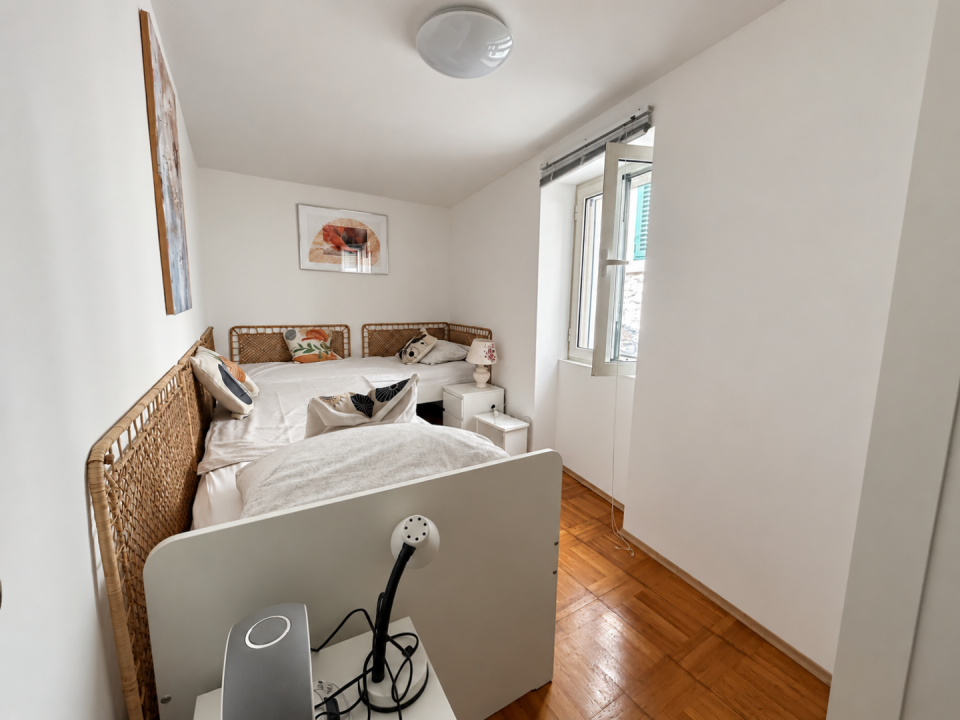 original_1791203855_bright-minimalist-boho-bedroom.png