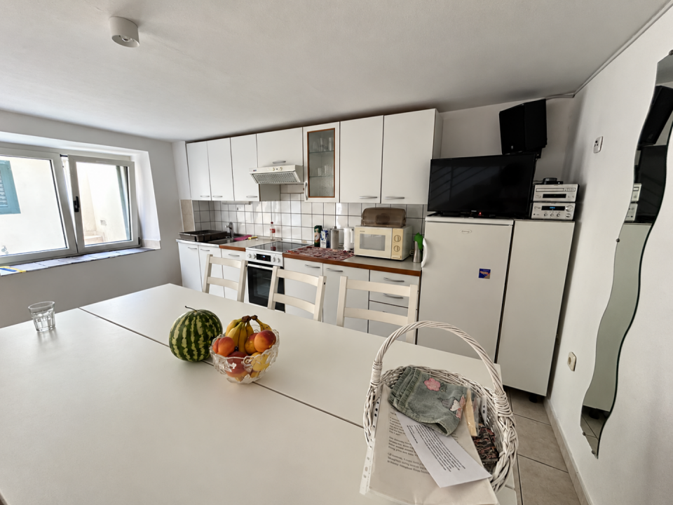 original_1791203885_bright-scandinavian-kitchen-dining-scene.png