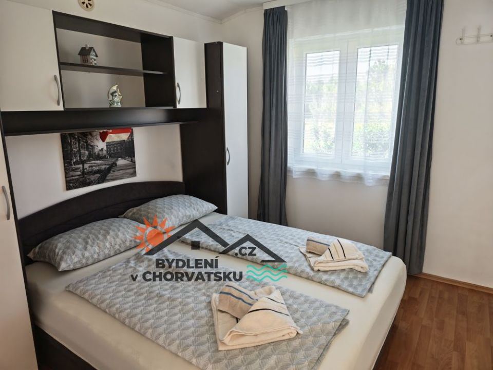 401_cz12.jpg