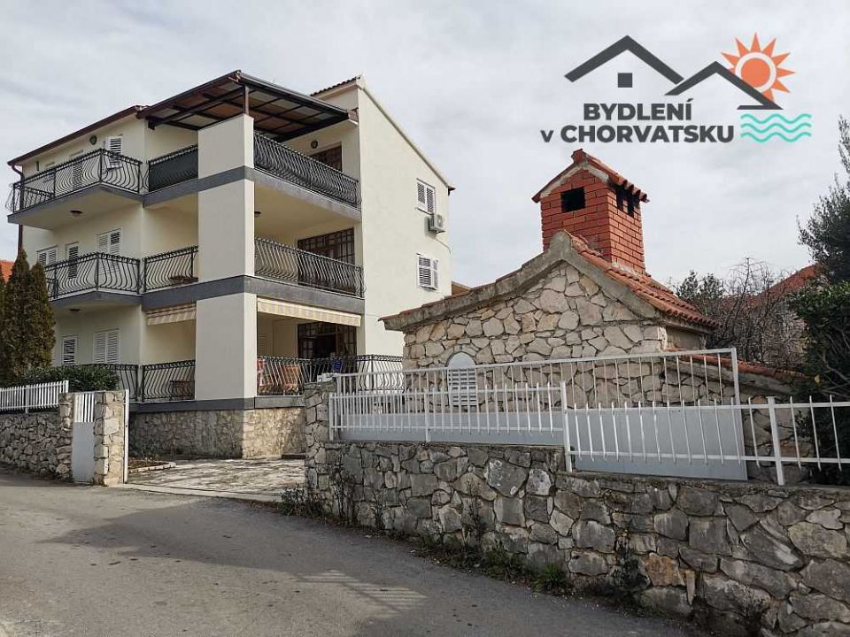 111_cz01.jpg