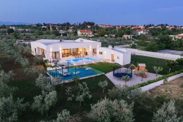 original_1654255328__338_smokovic_villa_.jpg