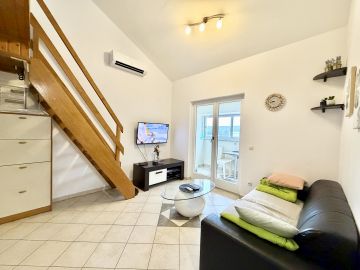 original_1770966552_istra-umag-2-bedroom-apartment-5-min-walk-from-the-sea-4.jpg