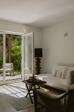 original_1781585555_galboka-apartment-1room-with-pool-6.jpg